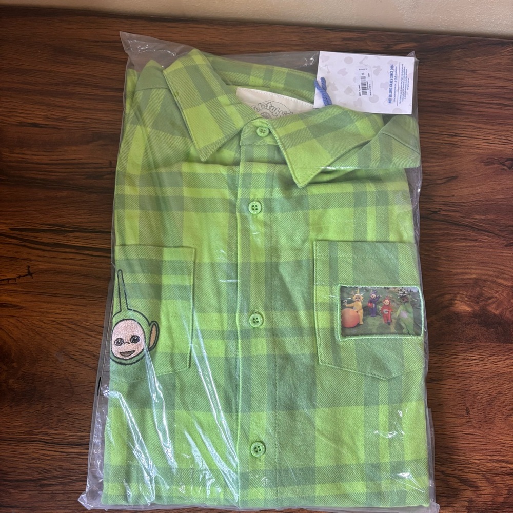 Cakeworthy Teletubbies Dipsy Flannel XL NWT Unisex - Limited Edition